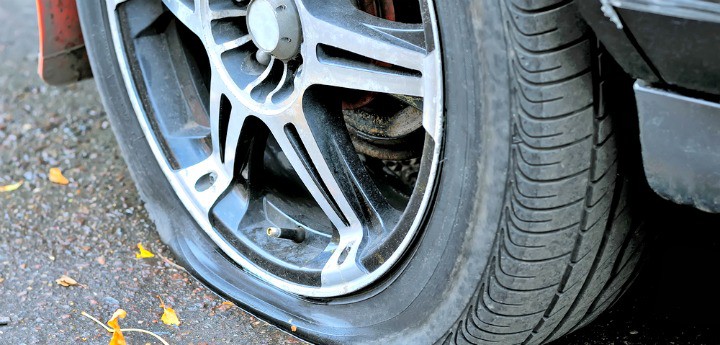 flat tire flat tire