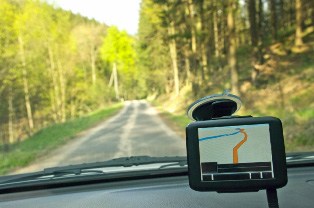 road trip safety tips GPS