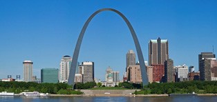 saint louis skyline with arch